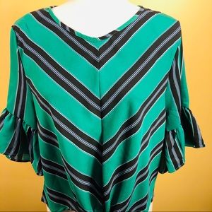 Ladies short sleeve shirt